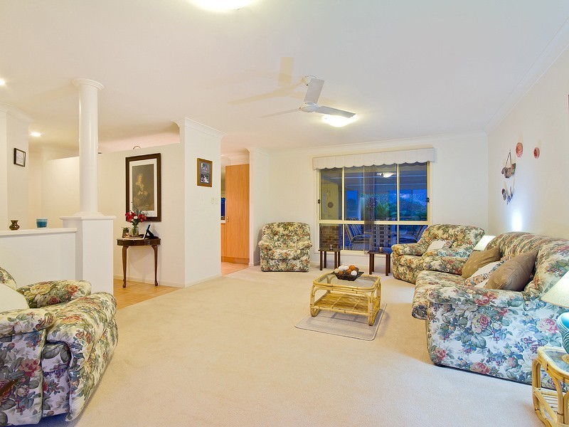 43 Ellis Drive, Mudgeeraba QLD 4213