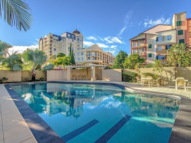 3309 Central Place, Carrara QLD 4211