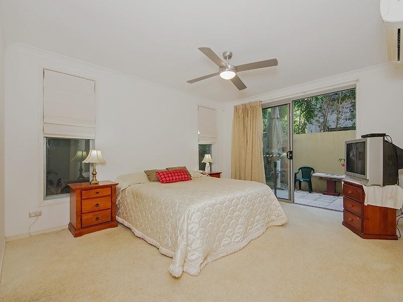 3309 Central Place, Carrara QLD 4211