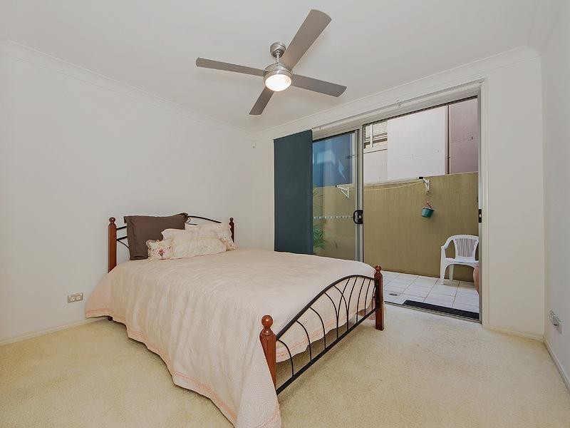 3309 Central Place, Carrara QLD 4211