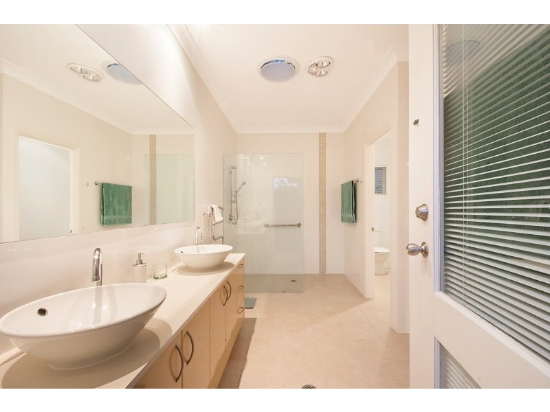 36 Great Southern Drive, Robina QLD 4226