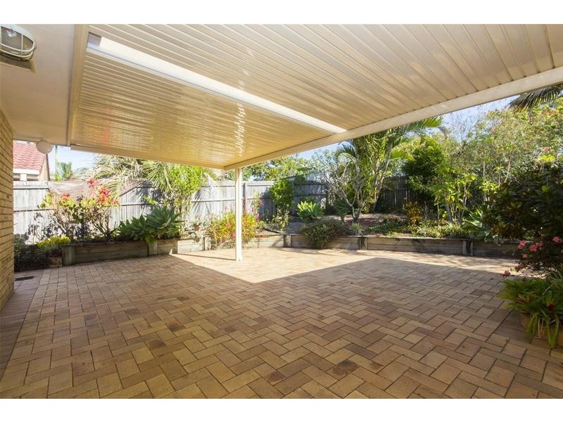 8 Glengarry Close, Highland Park QLD 4211