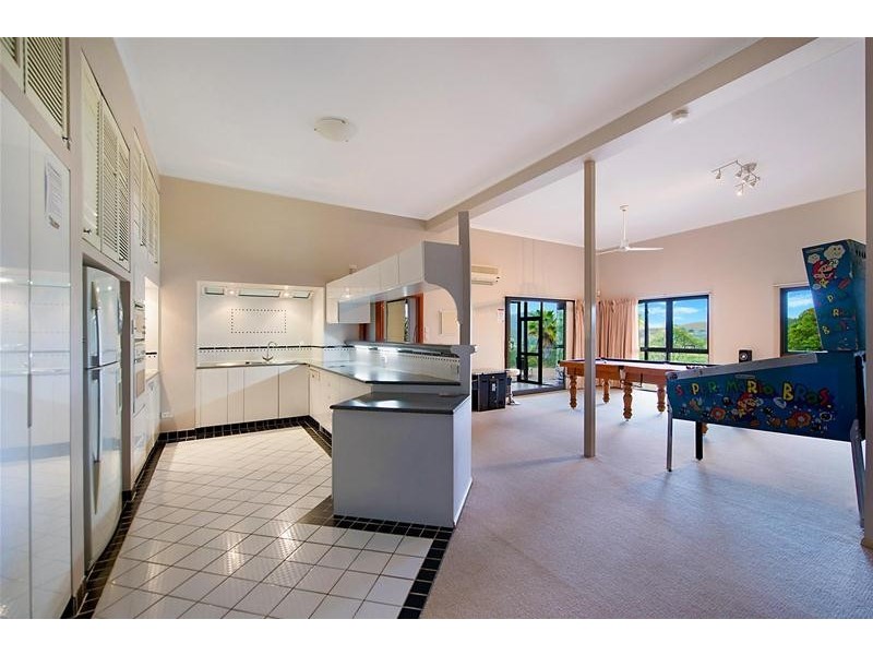 Advancetown QLD 4211