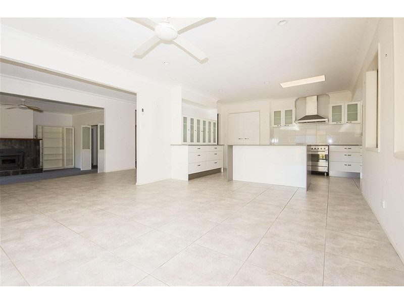 41 Witheren Road, Clagiraba QLD 4211