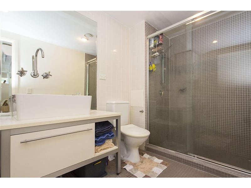 5/5 Carey Lane, Southport QLD 4215