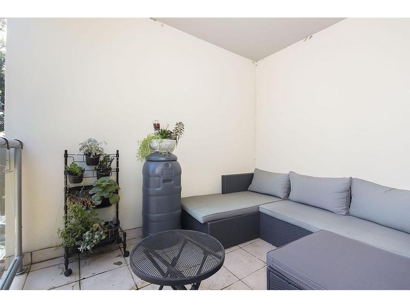 5/5 Carey Lane, Southport QLD 4215