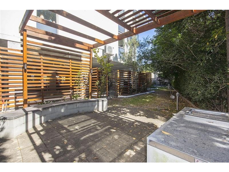 5/5 Carey Lane, Southport QLD 4215