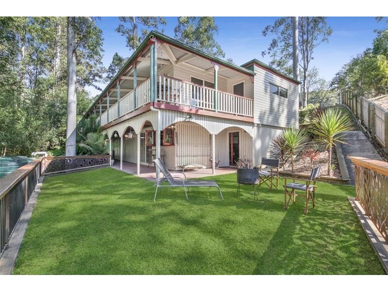 9-11 The Oval Drive, Mount Nathan QLD 4211