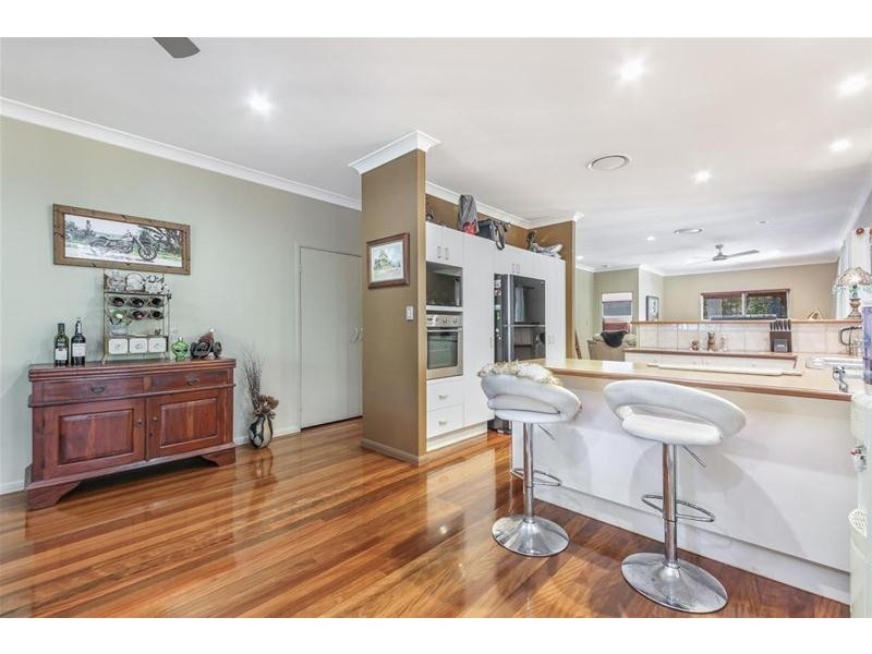 9-11 The Oval Drive, Mount Nathan QLD 4211