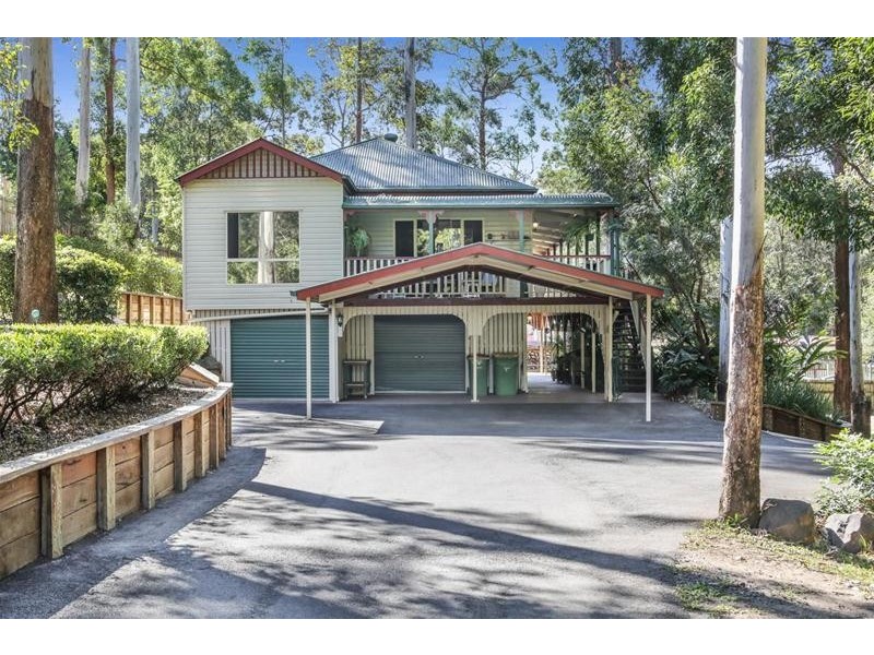 9-11 The Oval Drive, Mount Nathan QLD 4211