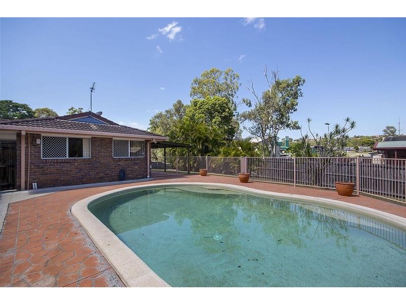 7 Angus Court, Highland Park QLD 4211