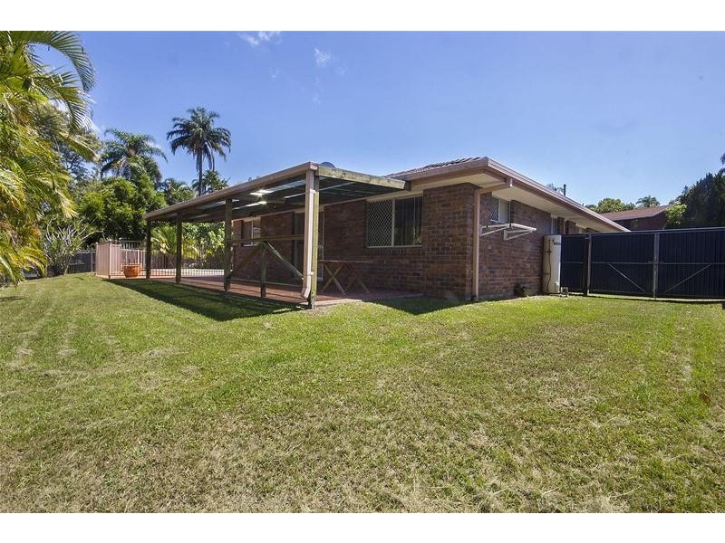 7 Angus Court, Highland Park QLD 4211