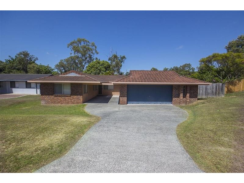 7 Angus Court, Highland Park QLD 4211