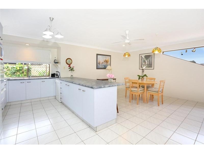 82 Petherbridge Avenue, Merrimac QLD 4226