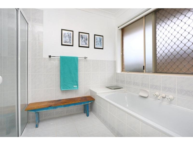 82 Petherbridge Avenue, Merrimac QLD 4226