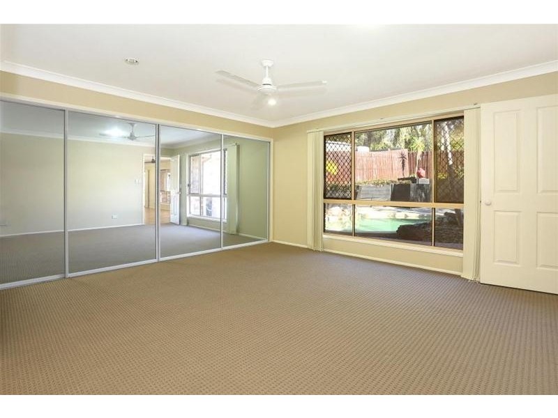 5 Yarandin Court, Worongary QLD 4213