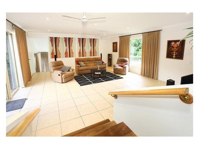 30 Barcoo Court, Clagiraba QLD 4211