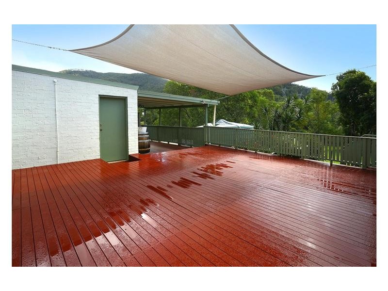 30 Barcoo Court, Clagiraba QLD 4211