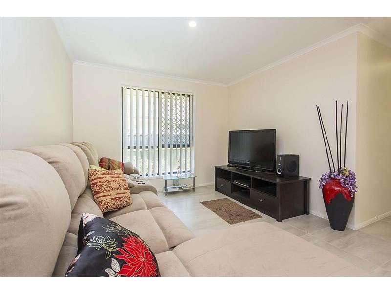 26 Rossmore Street, Nerang QLD 4211