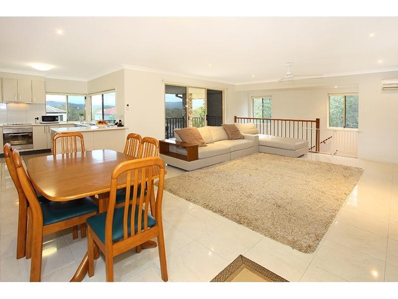 13 Miro Place, Nerang QLD 4211