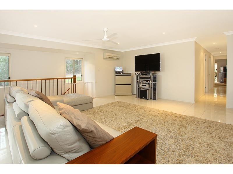 13 Miro Place, Nerang QLD 4211