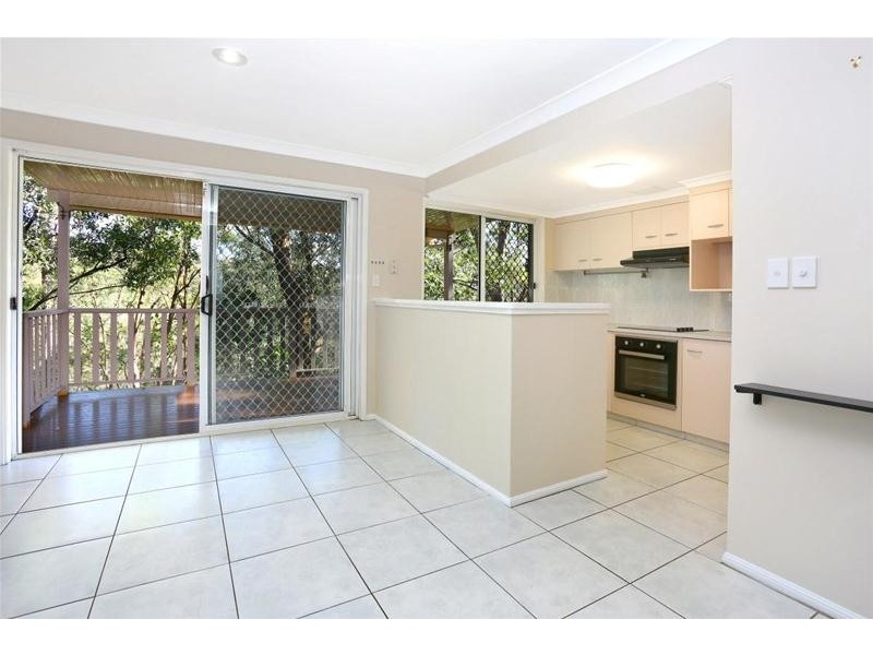 17/164 Alexander Drive, Highland Park QLD 4211