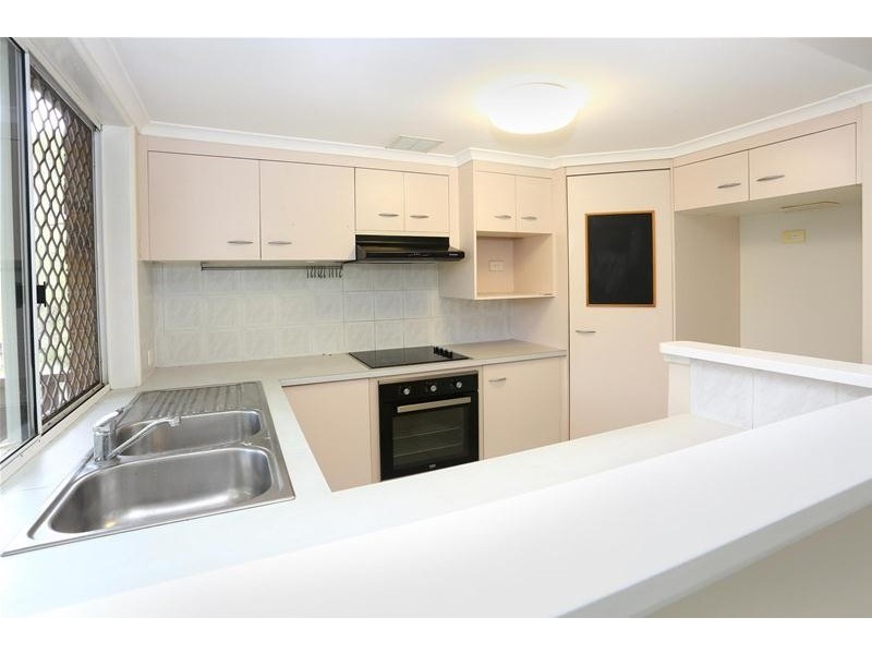 17/164 Alexander Drive, Highland Park QLD 4211