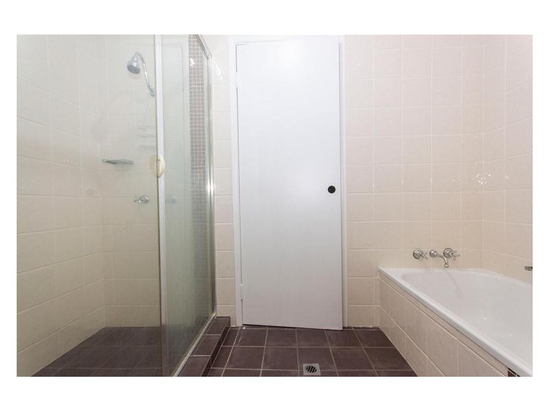 5/1a McLeod Street, Highland Park QLD 4211