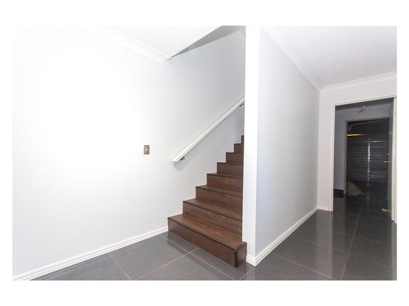 5/1a McLeod Street, Highland Park QLD 4211