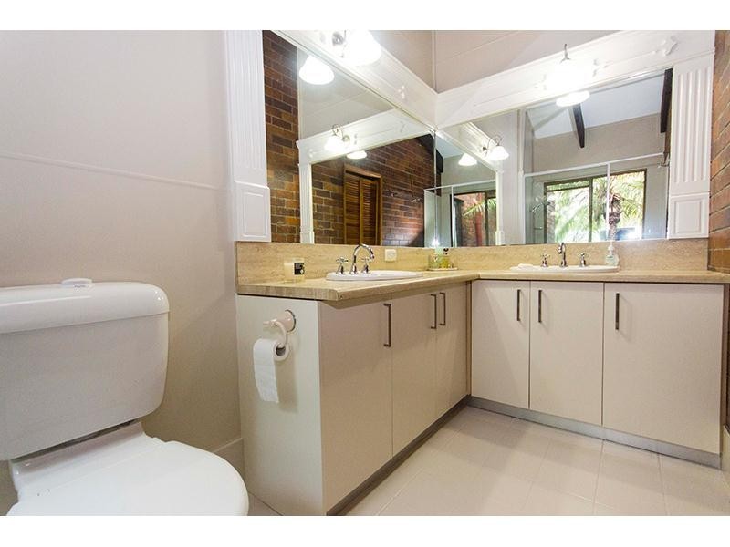 13 Wandin Street, Nerang QLD 4211