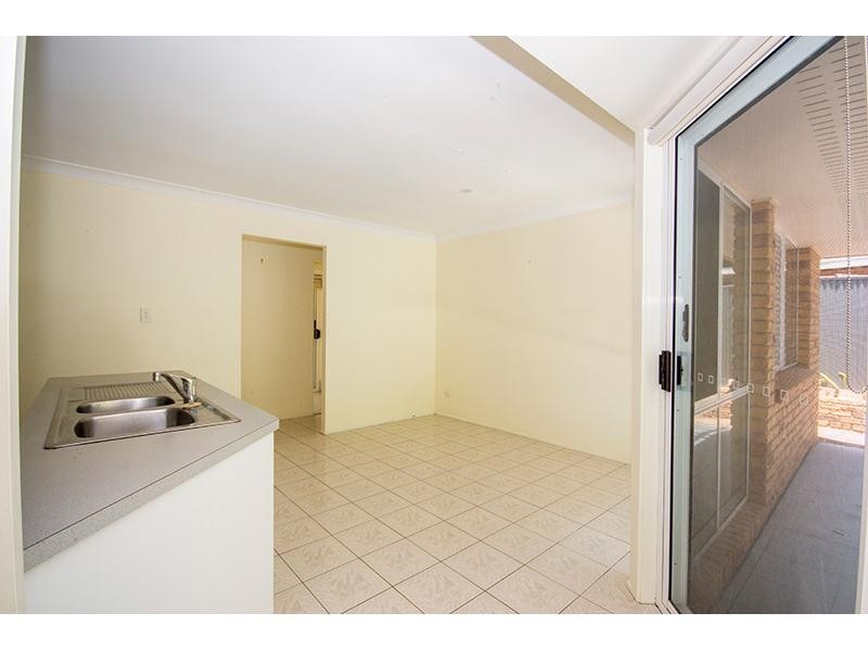 15 Stonehaven Place, Highland Park QLD 4211