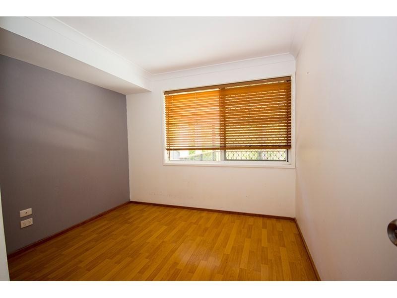 15 Stonehaven Place, Highland Park QLD 4211