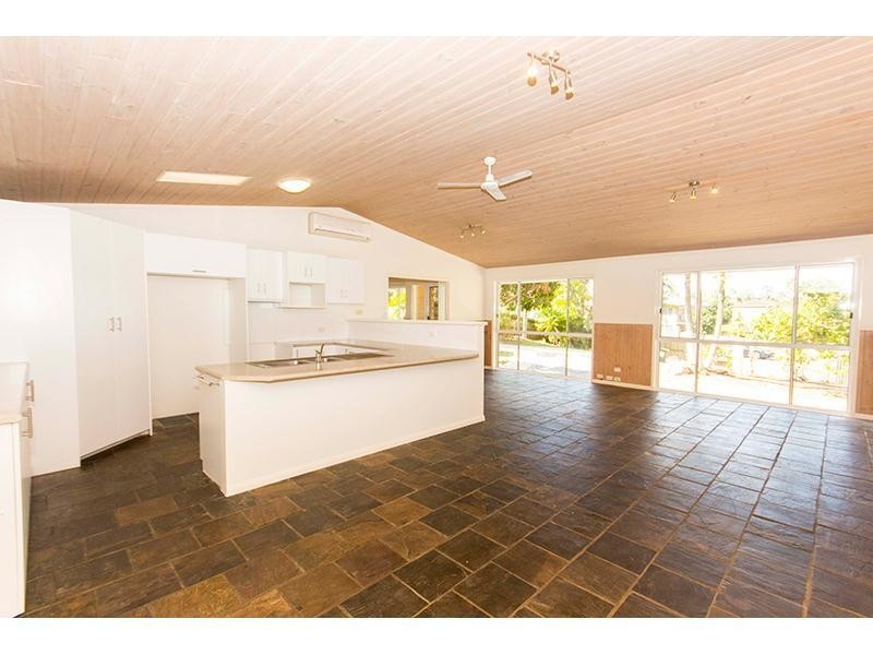 198 Dugandan Street, Nerang QLD 4211