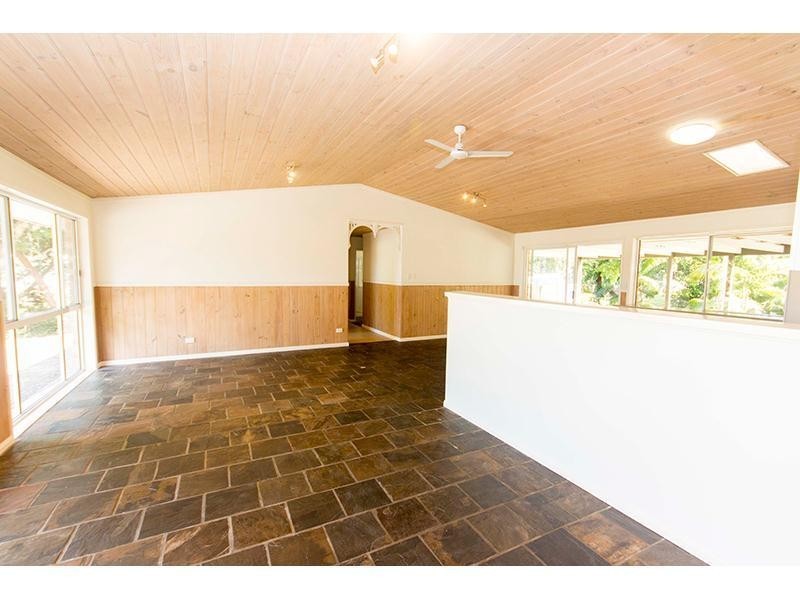 198 Dugandan Street, Nerang QLD 4211