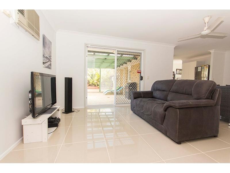 12 Edgehill Drive, Nerang QLD 4211