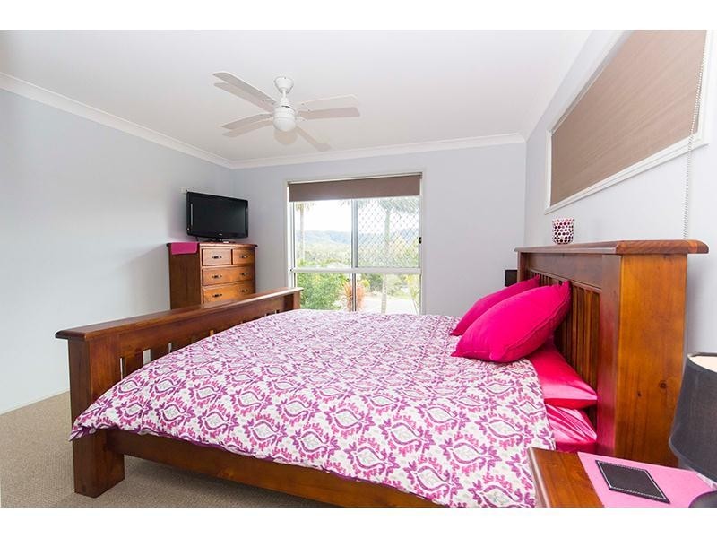 12 Edgehill Drive, Nerang QLD 4211