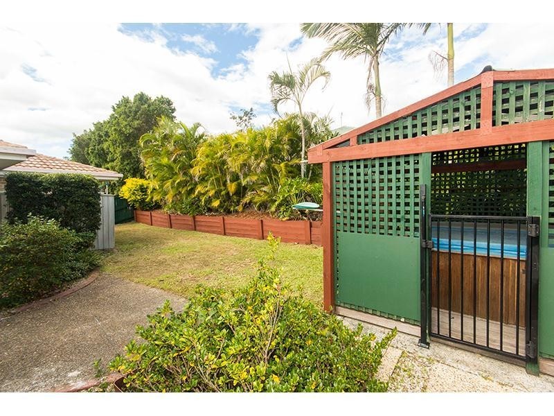 12 Edgehill Drive, Nerang QLD 4211