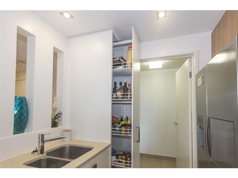 4007/3027 The Boulevard, Carrara QLD 4211