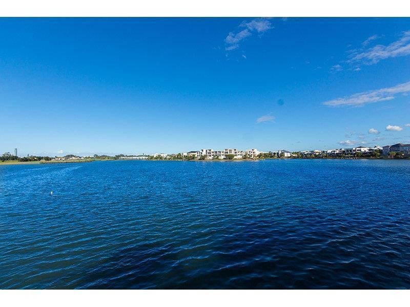 4007/3027 The Boulevard, Carrara QLD 4211