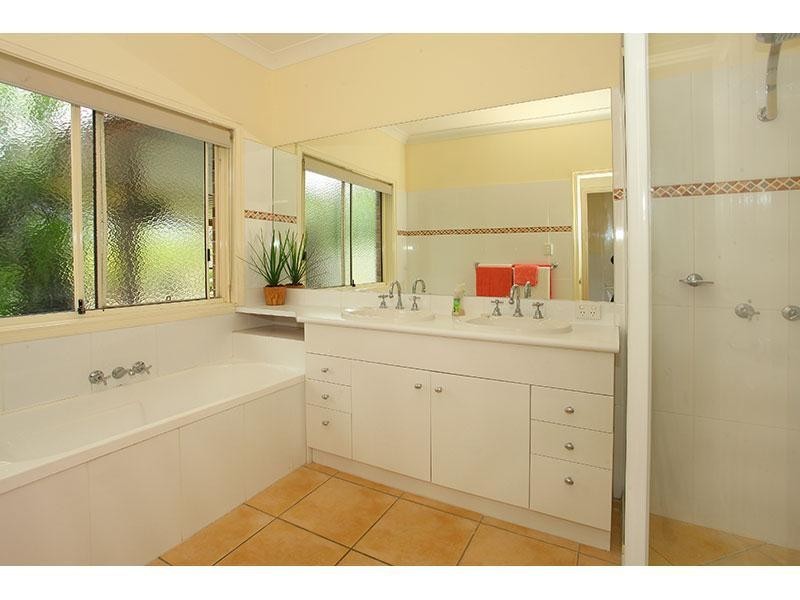 7 Nathanvale Drive, Mount Nathan QLD 4211