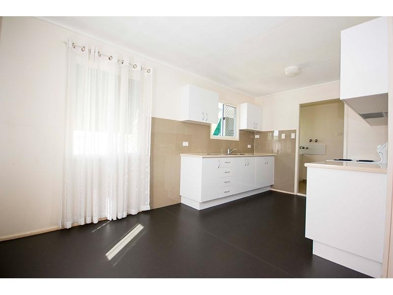 9 Wundowie Street, Nerang QLD 4211