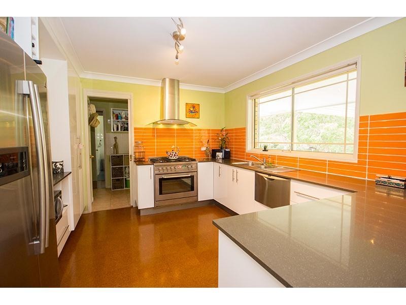 272 Clagiraba Road, Clagiraba QLD 4211