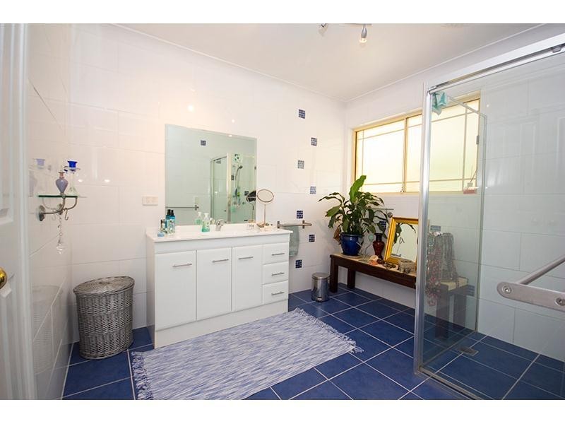 272 Clagiraba Road, Clagiraba QLD 4211