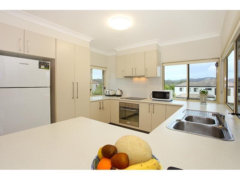 13 Miro Place, Nerang QLD 4211