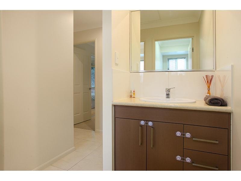 13 Miro Place, Nerang QLD 4211