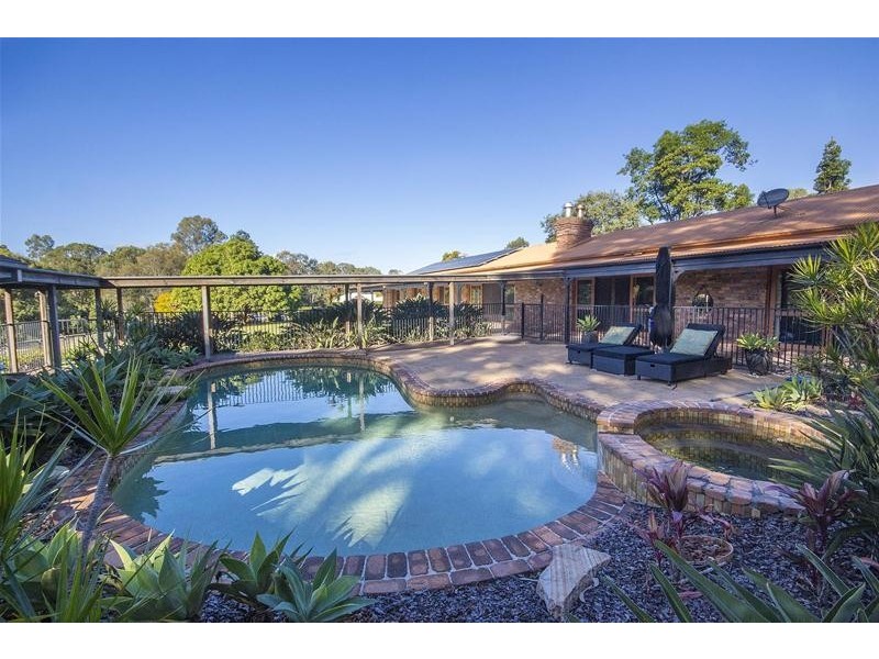 22 Oak Street, Nerang QLD 4211