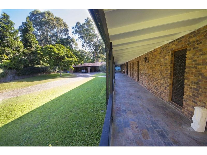 22 Oak Street, Nerang QLD 4211