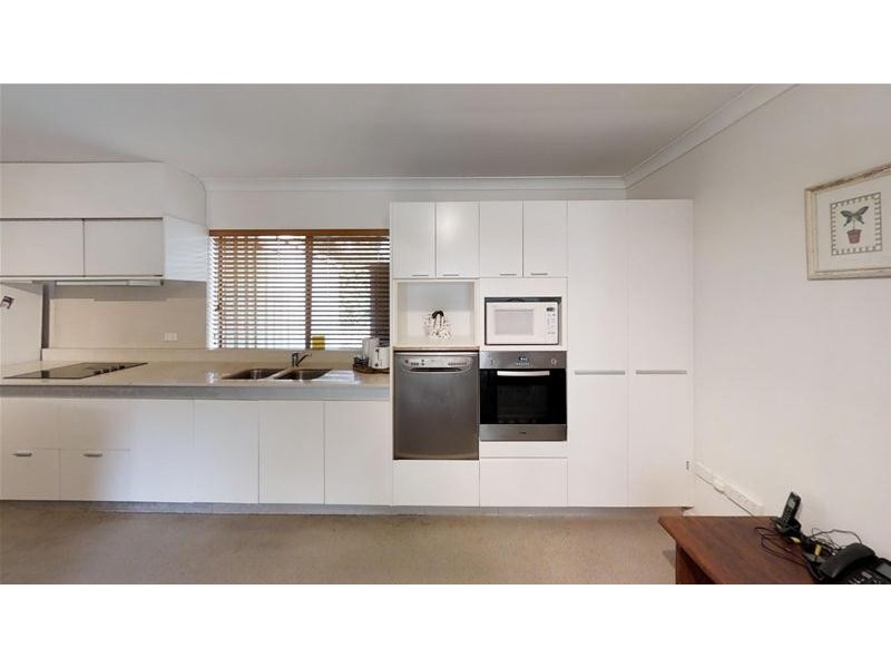 22 Oak Street, Nerang QLD 4211