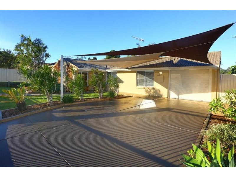 36 Cozens Way, Highland Park QLD 4211