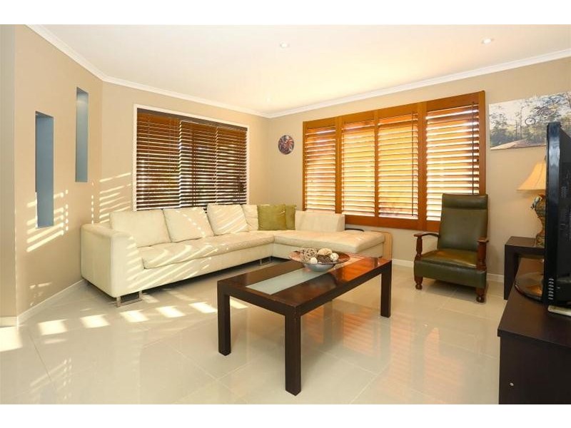 36 Cozens Way, Highland Park QLD 4211